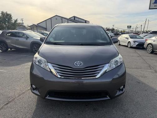 Predawn Gray Mica 2015 Toyota Sienna XLE Premium