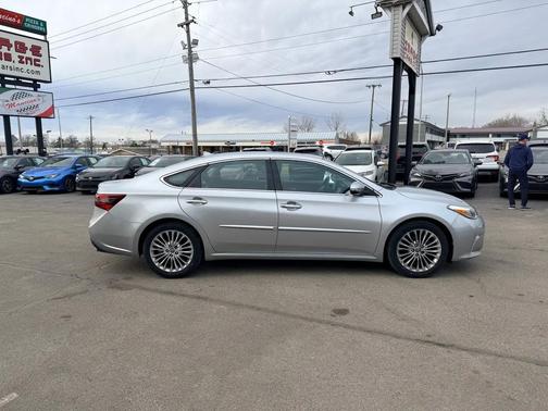2016 Toyota Avalon Limited