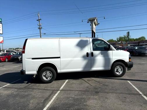 2021 Chevrolet Express 2500 RWD 2500 Regular Wheelbase WT