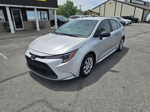 Classic Silver Metallic 2022 Toyota Corolla LE