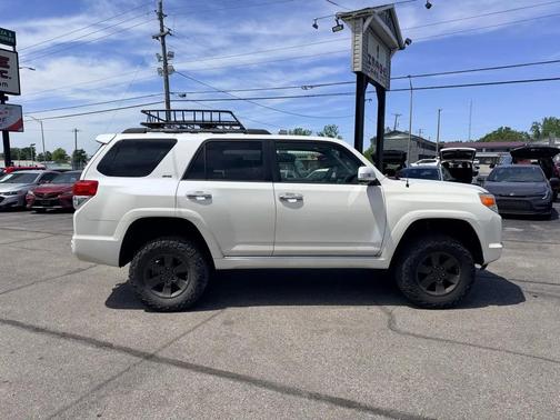 Blizzard Pearl 2012 Toyota 4Runner SR5