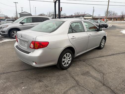 2010 Toyota Corolla LE