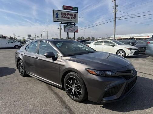 Gray 2023 Toyota Camry SE