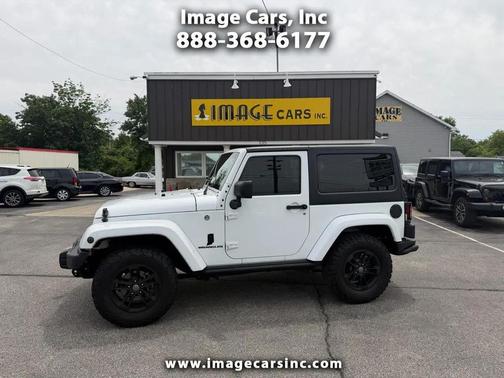 Bright White Clearcoat 2017 Jeep Wrangler Winter 4x4