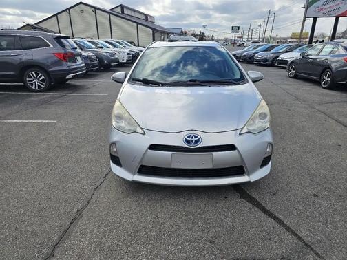 Classic Silver Metallic 2013 Toyota Prius c Three