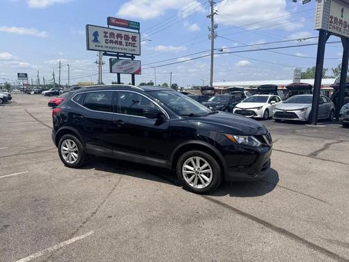 Magnetic Black Pearl 2019 Nissan Rogue Sport SV