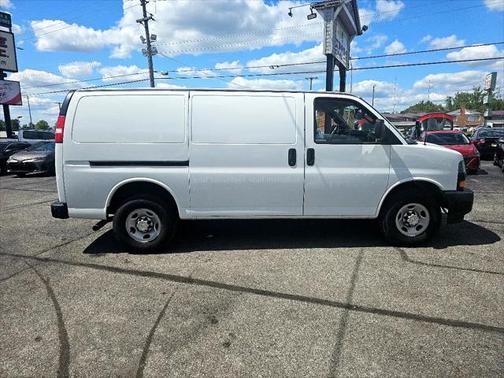 2020 Chevrolet Express 2500 RWD 2500 Regular Wheelbase WT