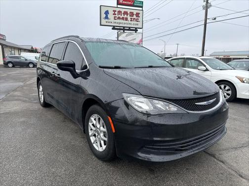 2020 Chrysler Voyager LXI