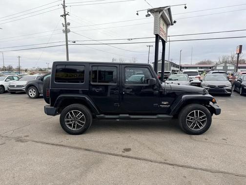 2013 Jeep Wrangler Unlimited Sahara