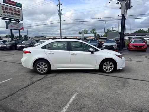 Ice Cap 2023 Toyota Corolla LE