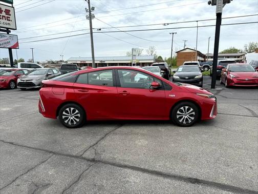 2021 Toyota Prius Prime LE
