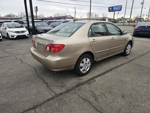 2005 Toyota Corolla LE