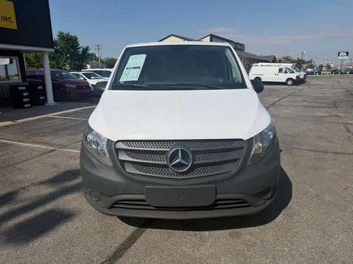 Arctic White 2020 Mercedes-Benz Metris Base