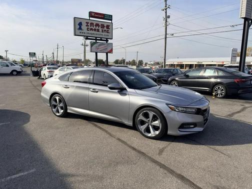 Lunar Silver Metallic 2018 Honda Accord Touring 2.0T
