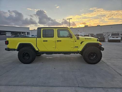 2023 Jeep Gladiator Willys 4x4