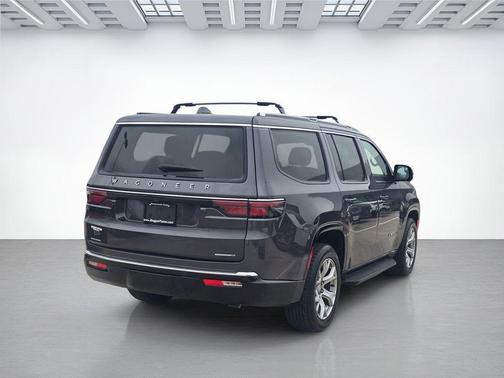 Baltic Gray Metallic Clearcoat 2022 Jeep Wagoneer Series I 4x4