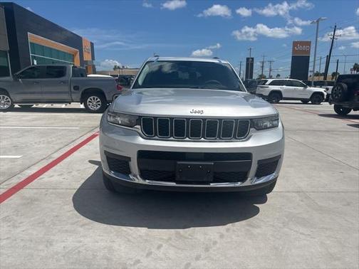 2023 Jeep Grand Cherokee L Laredo