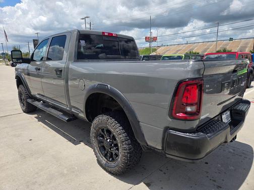 Ceramic Gray Clearcoat 2026 RAM 2500 Tradesman Crew Cab 4x4 6'4' Box