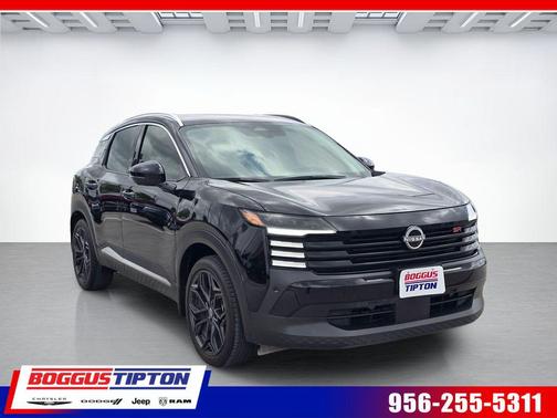 Super Black 2025 Nissan Kicks SR