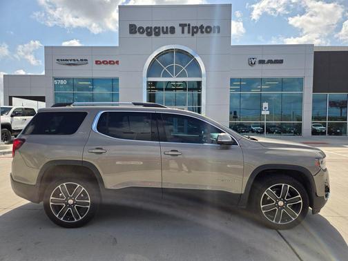 Light Stone Metallic 2022 GMC Acadia FWD SLT