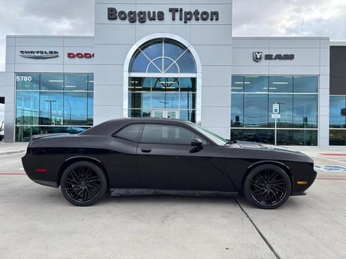 2014 Dodge Challenger SXT