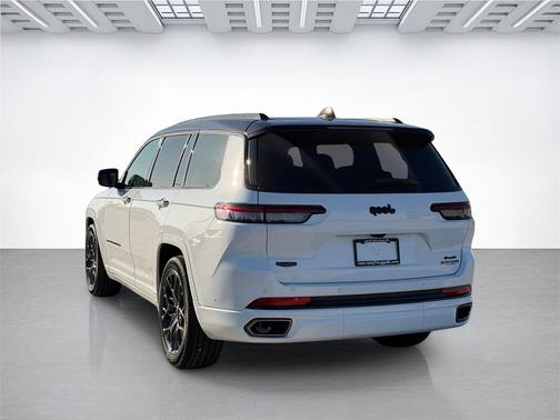 2025 Jeep Grand Cherokee L Summit