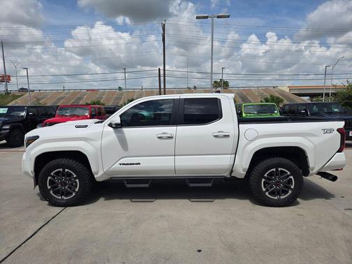Ice 2025 Toyota Tacoma Hybrid TRD Sport