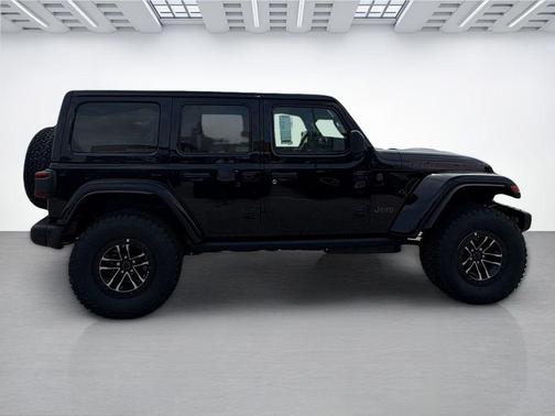Black Clearcoat 2026 Jeep Wrangler Rubicon
