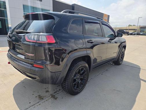Diamond Black Crystal Pearlcoat 2019 Jeep Cherokee Trailhawk Elite