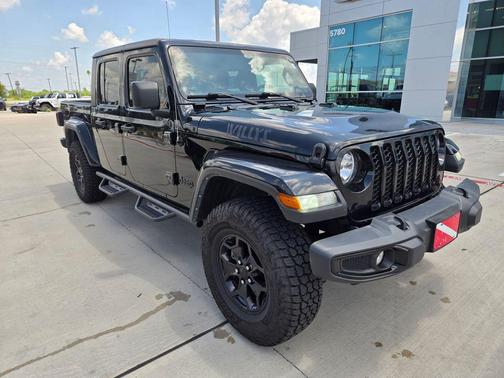 Black Clearcoat 2022 Jeep Gladiator Willys 4x4