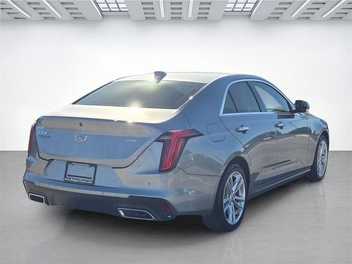 2023 Cadillac CT4 Luxury