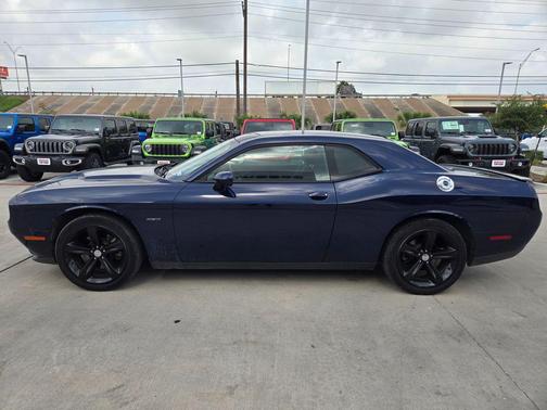 Jazz Blue Pearlcoat 2016 Dodge Challenger R/T