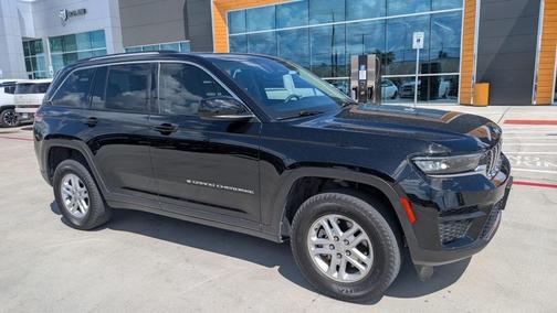2023 Jeep Grand Cherokee Laredo