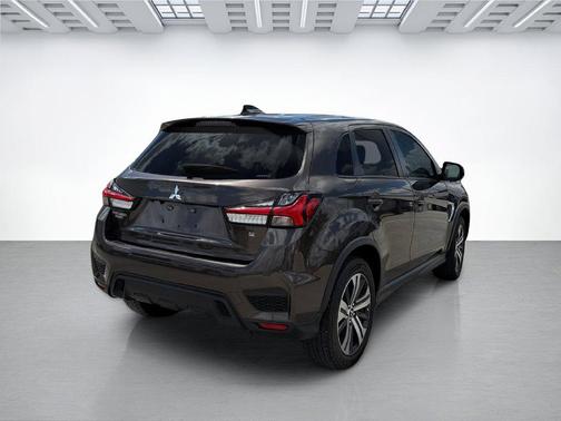 Silver 2024 Mitsubishi Outlander Sport SE