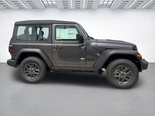 Granite Crystal Metallic Clearcoat 2026 Jeep Wrangler Sport