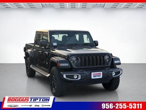 Black Clearcoat 2026 Jeep Gladiator Texas Trail 4x4