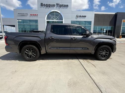 2023 Toyota Tundra Hybrid Platinum