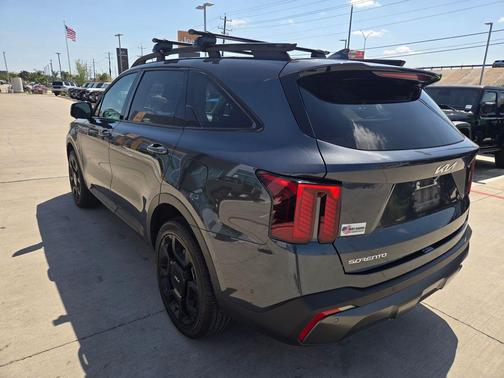 Gravity Gray 2024 Kia Sorento SX