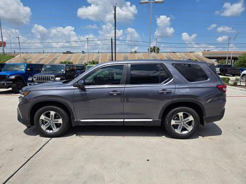 Modern Steel Metallic 2023 Honda Pilot 2WD EX-L 8 Passenger