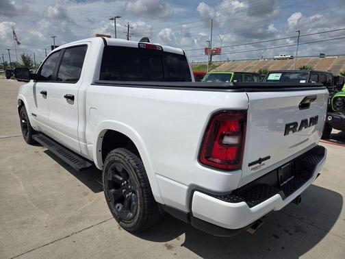Bright White Clearcoat 2026 RAM 1500 Big Horn/Lone Star