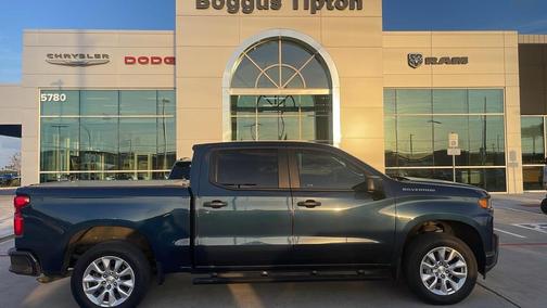 2022 Chevrolet Silverado 1500 Custom