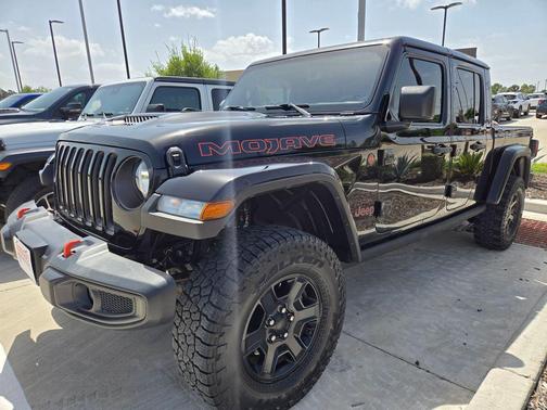 Black Clearcoat 2022 Jeep Gladiator Mojave 4x4