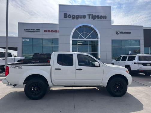 Glacier White 2019 Nissan Frontier PRO-4X