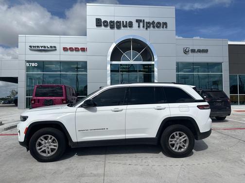 2023 Jeep Grand Cherokee Laredo