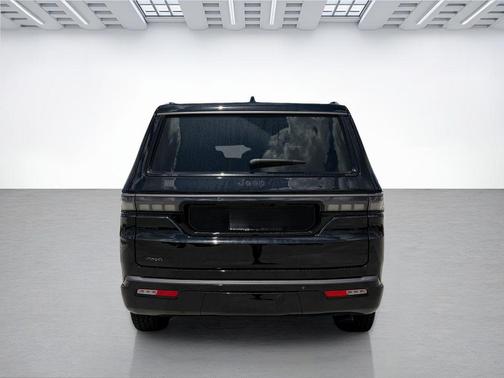 High Gloss Black 2026 Jeep Grand Wagoneer Upland