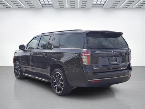 2022 Chevrolet Suburban RST