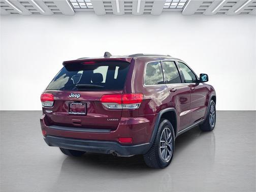2019 Jeep Grand Cherokee Laredo