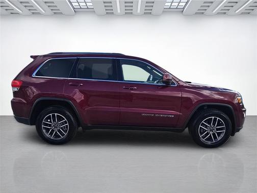 2019 Jeep Grand Cherokee Laredo