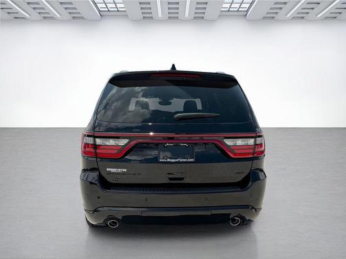 DB Black Crystal Clearcoat 2026 Dodge Durango GT HEMI V8