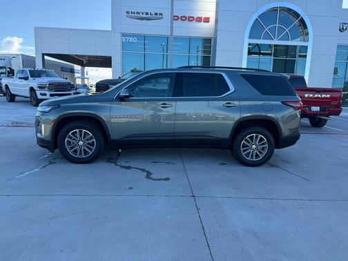 2022 Chevrolet Traverse LT Cloth